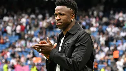 Real Madrid'in yıldızına dudak uçuklatan teklif: 1 milyar Euro