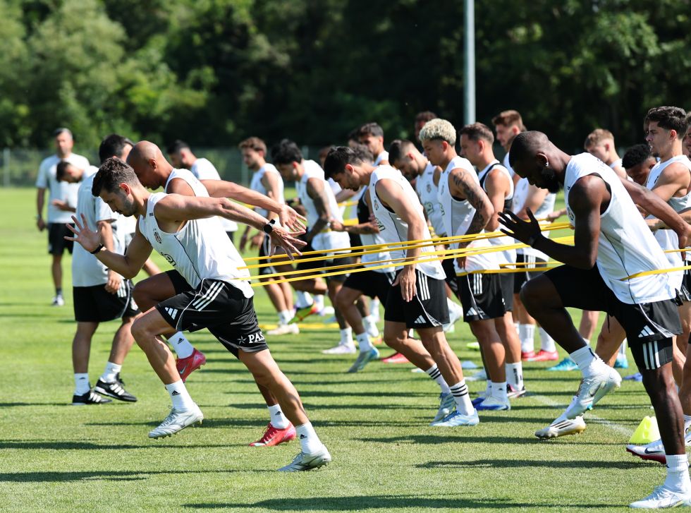 Beşiktaş'ın yeni sezon hazırlıkları Avusturya'da sürüyor