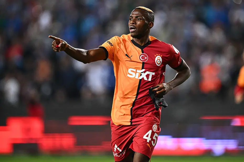 Victor Osimhen'den kupa finalindeki rekor sonrası flaş paylaşım - 5
