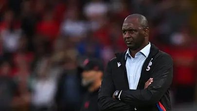 Patrick Vieira dönemi sona erdi
