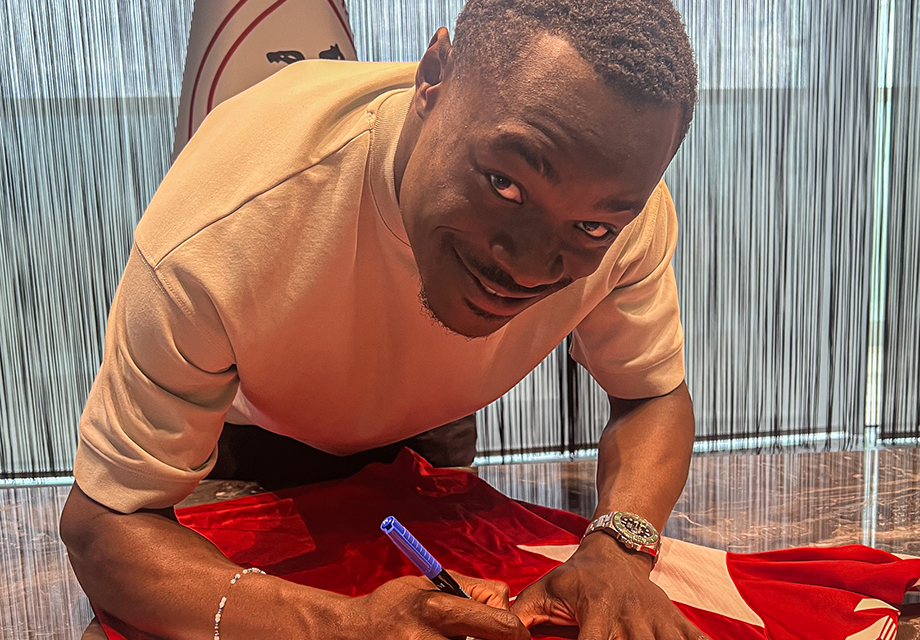 Samsunspor, İngiliz sol bek ile imzaladı