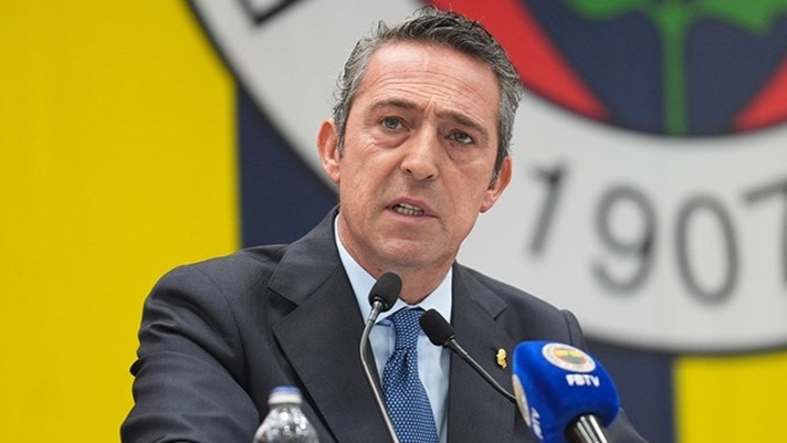 Fenerbahçe'nin yeni teknik direktörünü duyurdular: "Görüşmeler başladı"