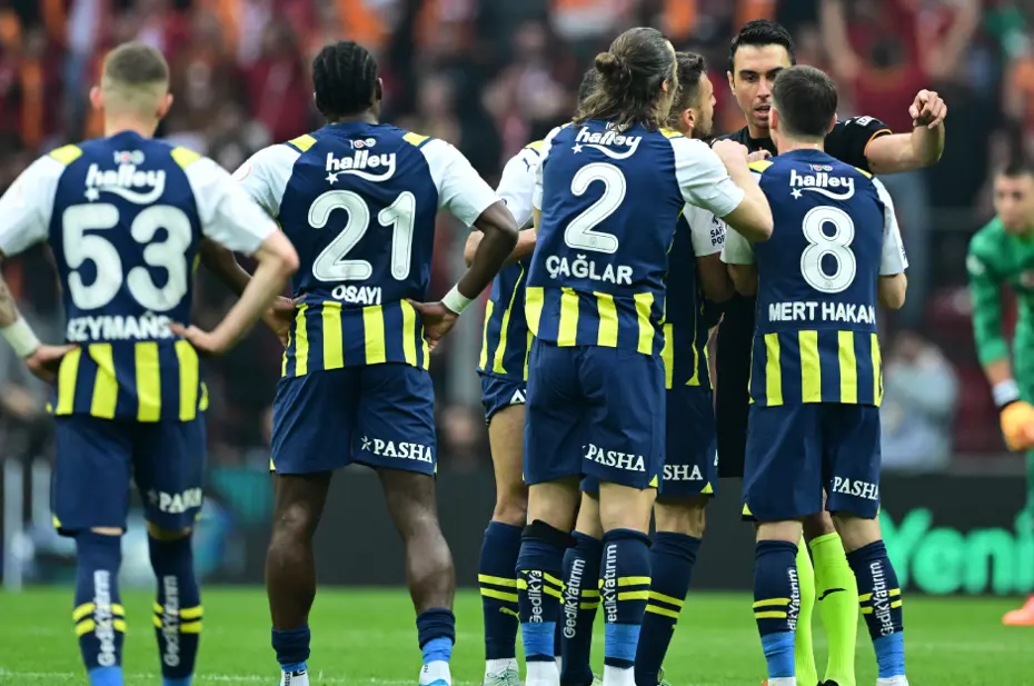 Trio ekibinden Fenerbahçe'nin derbideki kırmızı kartı için net yorum - 5