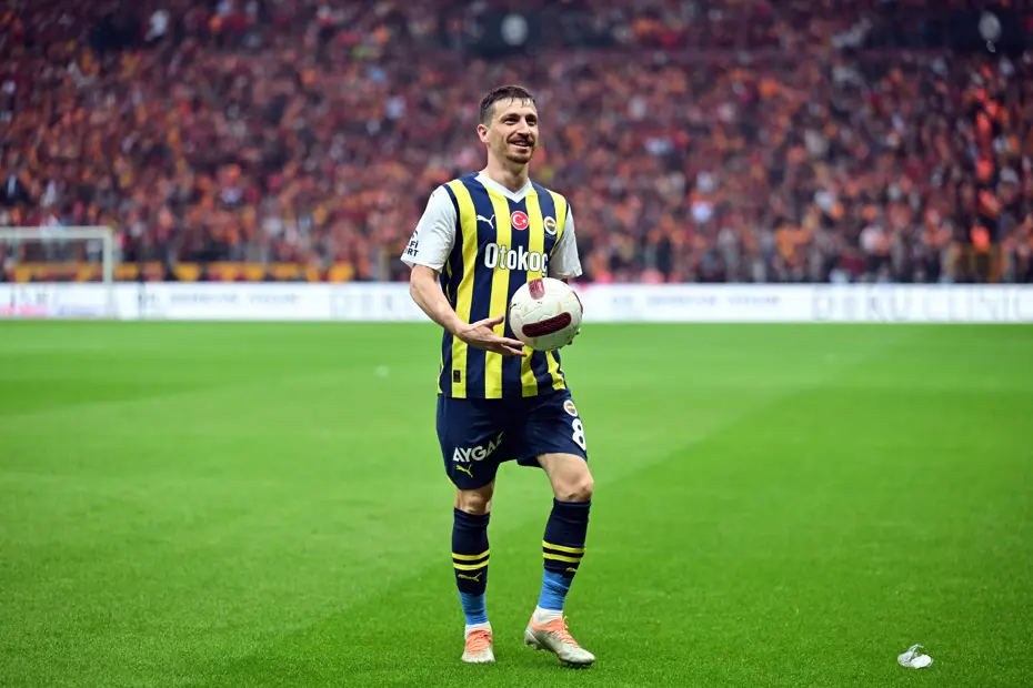Trio ekibinden Fenerbahçe'nin derbideki kırmızı kartı için net yorum - 7
