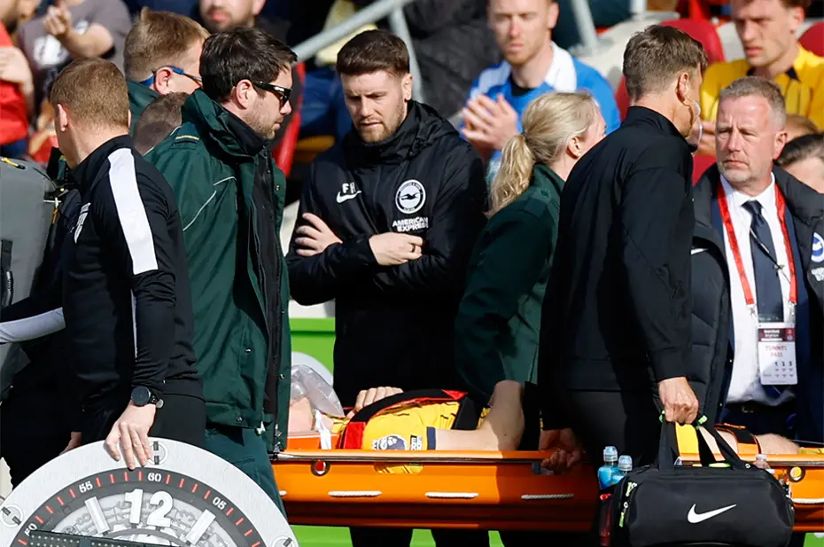 Premier Lig'de korkutan anlar: Yunus Emre Konak maça devam edemedi - 3 Premier Lig'de korkutan anlar: Yunus Emre Konak maça devam edemedi - 3