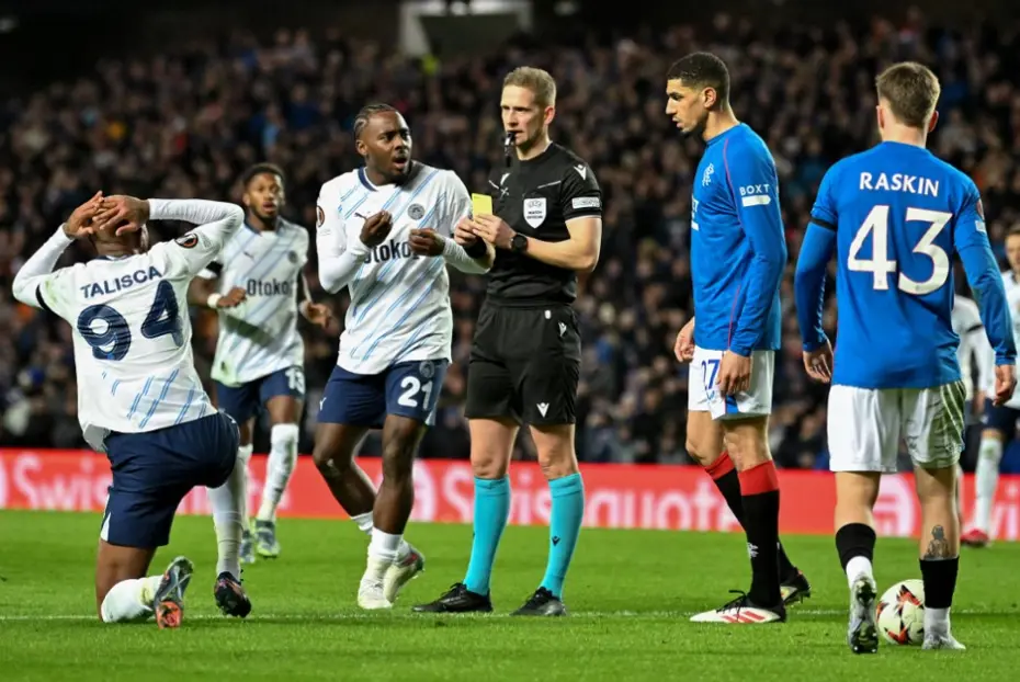 Fenerbahçe maçındaki olay pozisyon için Rangers cephesinden flaş itiraf: "Bu gerçekten ilginç" - 3