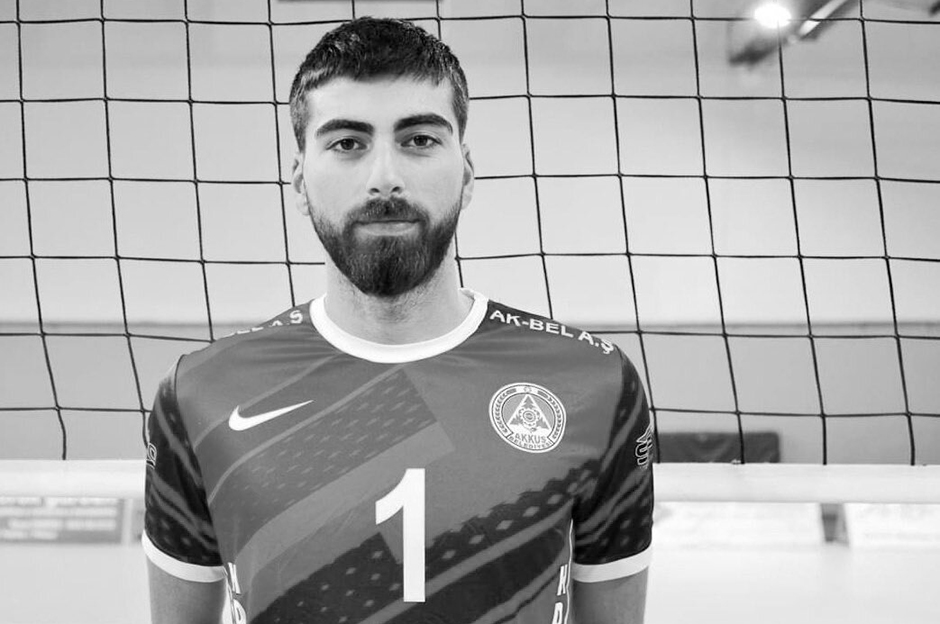 Voleybolcu Murat Çiloğulları hayatını kaybetti