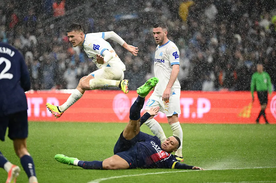 Fenerbahçe'nin yıldızı, De Zerbi'nin listesinde: Marsilya başkanı harekete geçti - 3 Fenerbahçe'nin yıldızı, De Zerbi'nin listesinde: Marsilya başkanı harekete geçti - 3