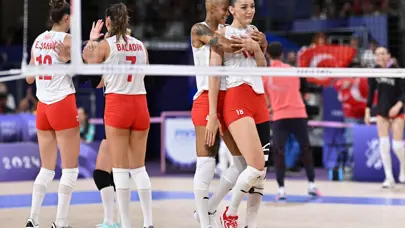 Türkiye - İtalya voleybol yarı final maçı ne zaman, saat kaçta ve hangi kanalda? Filenin Sultanları yarı final maç programı
