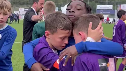 "Ağaç yaşken eğilir": Chelsea oyuncularından örnek davranış