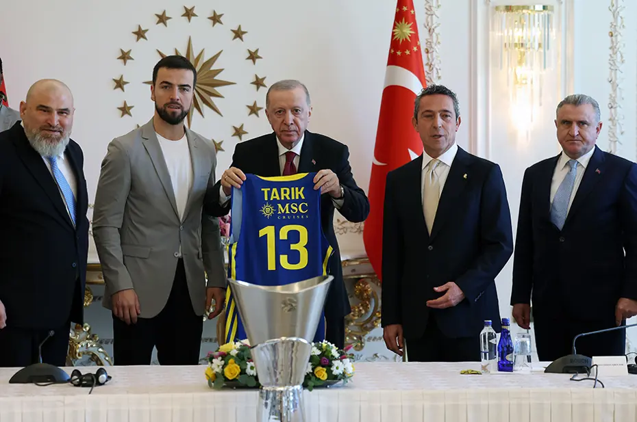 Cumhurbaşkanı Erdoğan, Fenerbahçe Beko'yu kabul etti - 6
