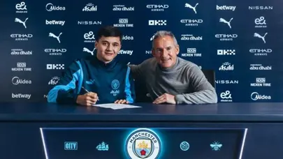 Premier Lig'in ilk Özbek oyuncusu imzayı attı