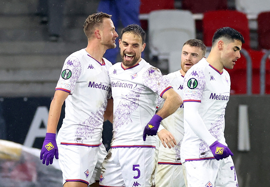 7 gollü çılgın düelloda kazanan Fiorentina