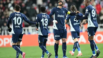 Zirve takibi sürüyor: Fenerbahçe Sivas'ta hata yapmadı