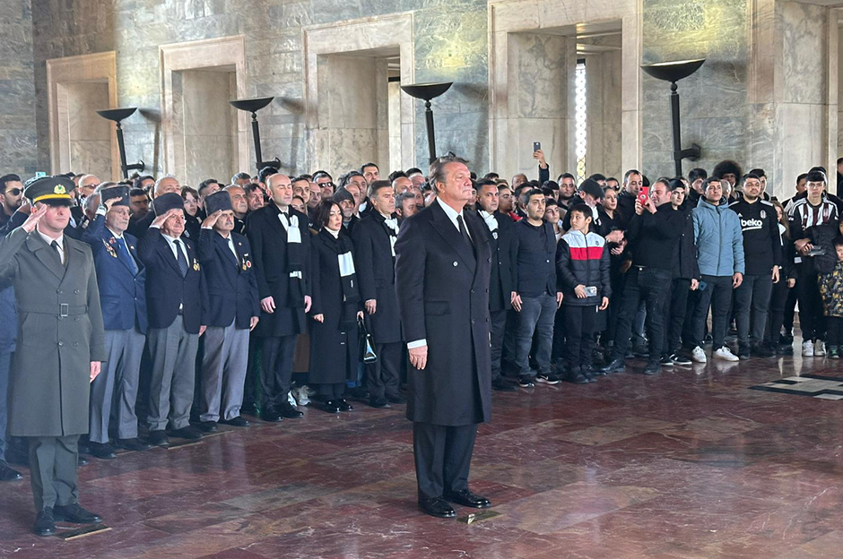 Beşiktaş, Anıtkabir'i ziyaret etti