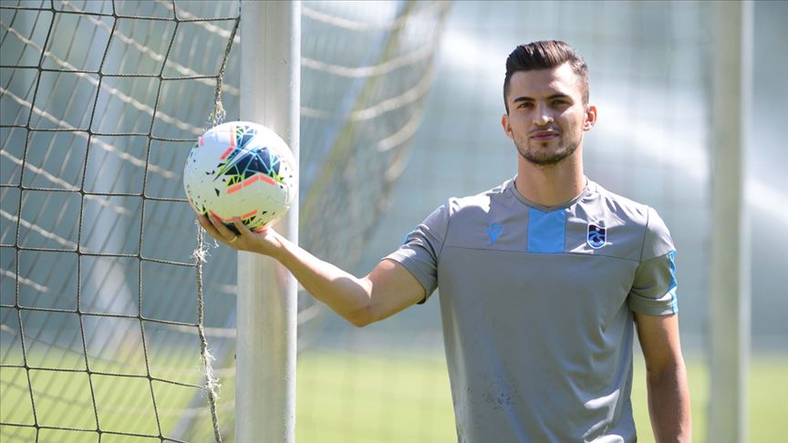Trabzonspor'da Hüseyin Türkmen sakatlandı