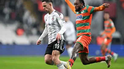 Beşiktaş son dakikalarda yediği gollerle dağıldı