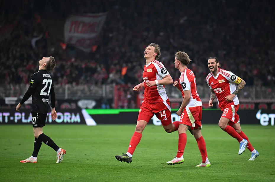 Bundesliga'da çılgın maç: İlk yarıda tam 8 gol! - 6 Bundesliga'da çılgın maç: İlk yarıda tam 8 gol! - 6