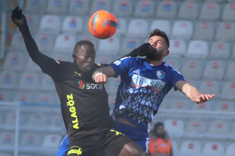 Erzurumspor'un ikincilik şansı "buhar" oldu! - 12