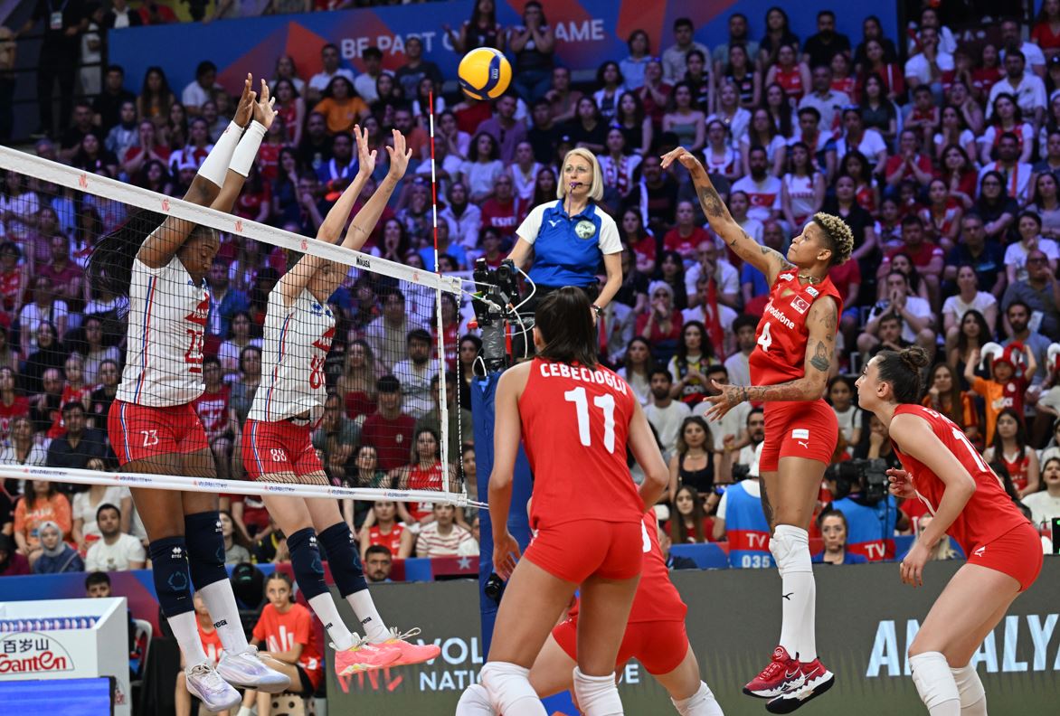 Almanya - Türkiye voleybol maçı bu akşam hangi kanalda, saat kaçta? Milletler Ligi Filenin Sultanları maçı ne zaman?