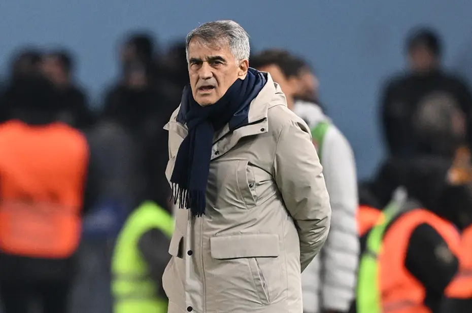 İlker Yağcıoğlu'nun maç sonrası Şenol Güneş iddiası gündeme oturdu - 3 İlker Yağcıoğlu'nun maç sonrası Şenol Güneş iddiası gündeme oturdu - 3