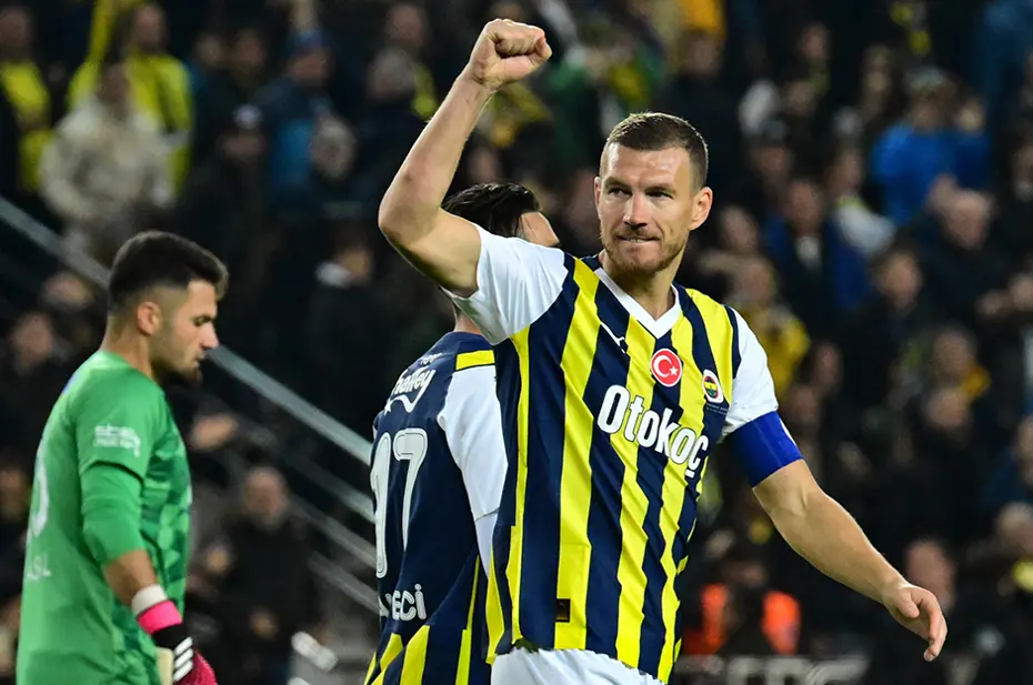 Fenerbahçe'nin Süper Lig'de 2023-2024 sezonu fikstürü, derbi maçları ve detaylar - 10