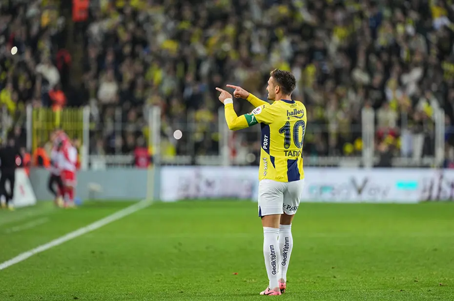 Trio ekibi noktayı koydu: Fenerbahçe'nin golü öncesi el var mı? - 5