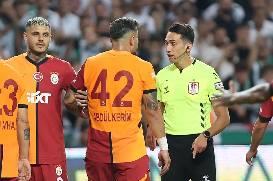 Trio ekibinden net yorum: "Icardi'nin iptal edilen golü öncesi faul var mı?" - 5 Trio ekibinden net yorum: "Icardi'nin iptal edilen golü öncesi faul var mı?" - 5