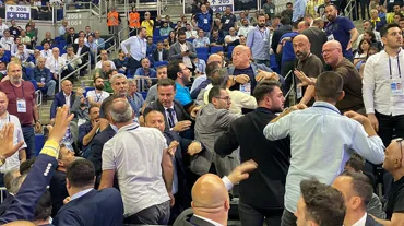 Fenerbahçe Olağan Mali Genel Kurulu'nda gerginlik