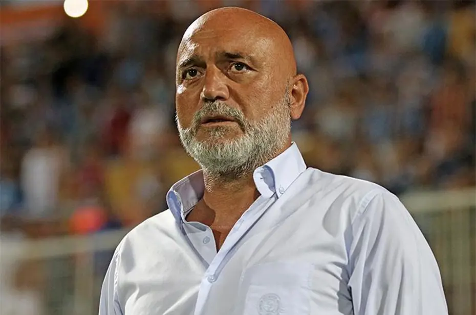 Boştaki teknik direktörler: Listede birçok şampiyon hoca var - 15