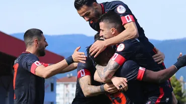 Boluspor, Erzurumspor'u Oulare ile yıktı