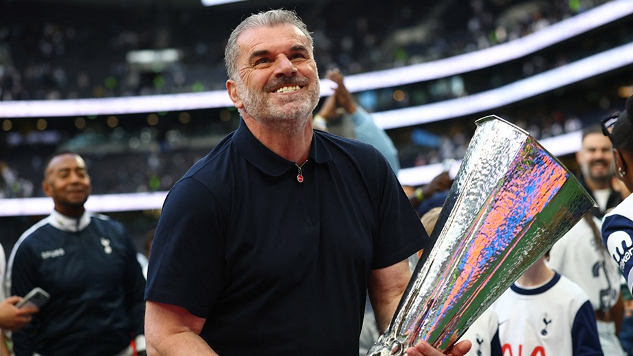 Fener'in Yeni Bombası: Tottenham'a UEL Şampiyonluğu Getiren Postacı Abi Geliyormuş!