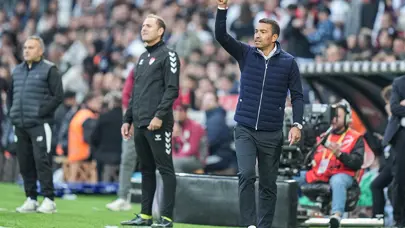 Van Bronckhorst'tan operasyon: Gönderilecekler listesini hazırlıyor