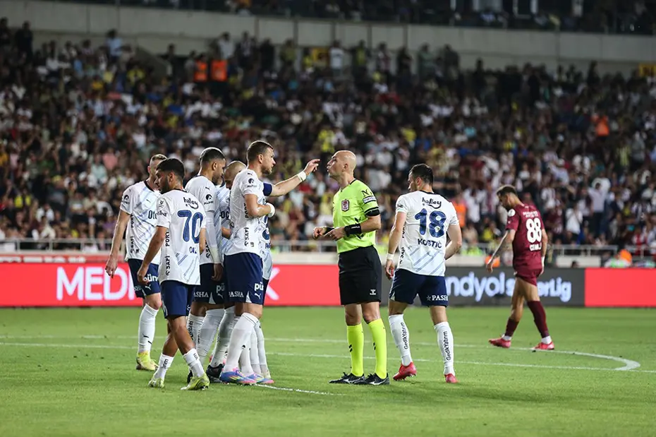 Fenerbahçe'de sezonun kaderini etkileyen an: O maçtan sonra toparlanamadı - 3