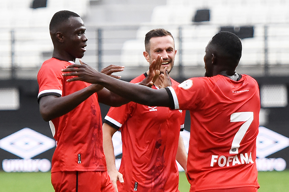 Manisa FK - Gençlerbirliği maçında eşine az rastlanır pozisyon