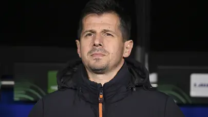 Başakşehir teknik direktörü Emre Belözoğlu'ndan istifa yanıtı
