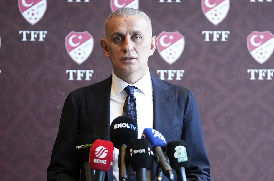 TFF, Galatasaray - Fenerbahçe derbisi için hakem kararını açıkladı - 4 TFF, Galatasaray - Fenerbahçe derbisi için hakem kararını açıkladı - 4