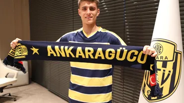 Kazımcan Karataş Ankaragücü'ne veda etti, Galatasaray'a döndü