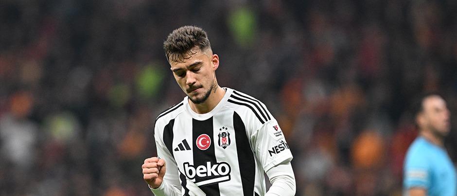 Muçi Trabzon'a İndi, İlk Sözü: 'Beni Alırsınız Değil Mi?'