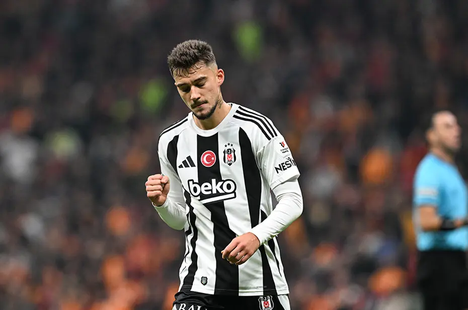 Ernest Muçi'den şok eden tavır: Beşiktaş yönetimden anında cevap geldi - 5