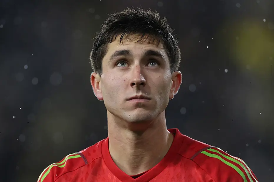 Altay Bayındır'a rakip: Manchester United'dan kaleci hamlesi - 3