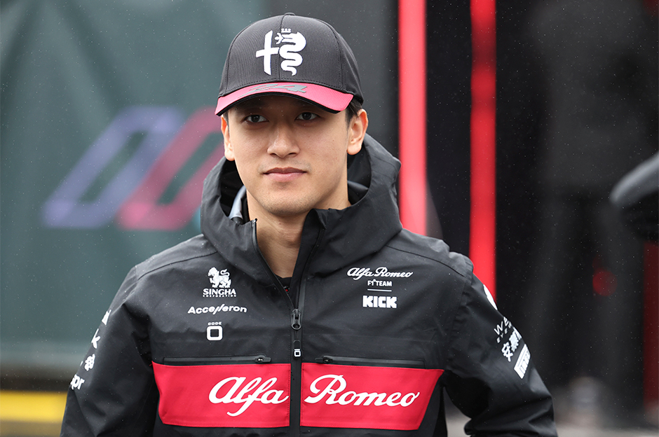 Alfa Romeo'dan Guanyu Zhou'ya yeni sözleşme