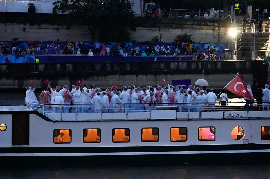 2024 Paris Olimpiyatları: Açılış töreninden kareler - 22