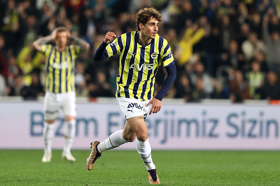 Zenit maçına Bora Aydınlık damgası! "Cesaretli ve süratli"