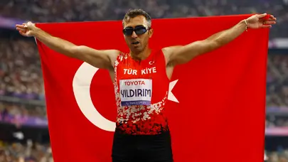 Paris'te altın günü: Öznur Cüre'den sonra şimdi de Serkan Yıldırım