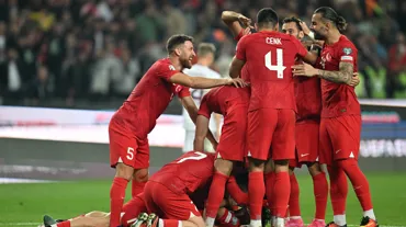 Millilerin başarısı Alman basınında: "Türkiye gol festivaliyle EURO 2024'te"