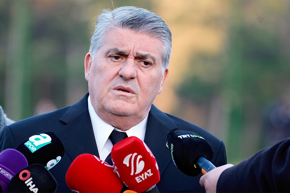 Serdal Adalı ilk ayrılığı açıkladı: Kasaya 5 milyon euro girecek