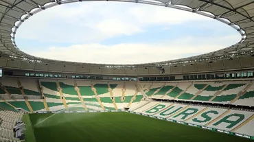 Bursaspor - Bayburt Özel İdarespor maçı ne zaman, saat kaçta, hangi kanalda canlı yayınlanacak?