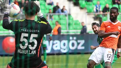 Sakaryaspor tehlikeli bölgeden uzaklaştı