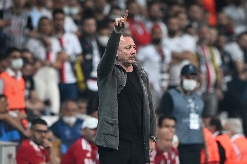 Sergen Yalçın Azerbaycan'da